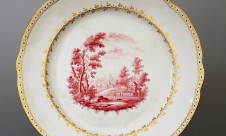 Plate decorated with Tuscan landscape