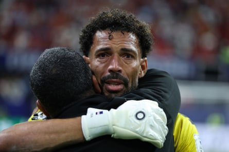 The goalie who broke the internet … Vozinha at Spain v Cape Verde.