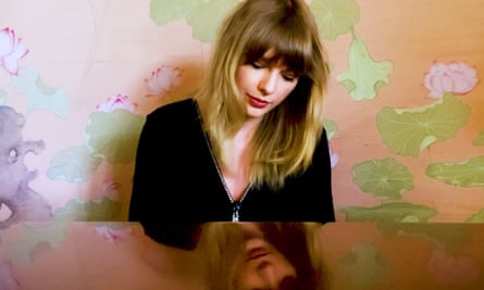 Taylor Swift at the piano