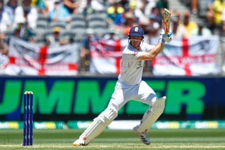 Australia close on 123-9 after England skittled for 172: Ashes first ...