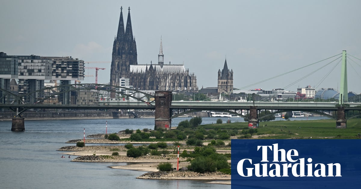 Major evacuation in Cologne after second world war bombs discovered