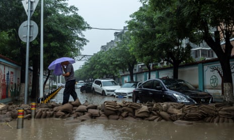 China: 20 killed in Beijing as heavy rains hit city for a fourth day ...