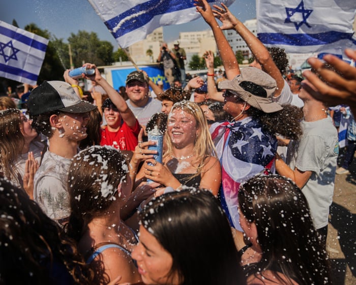 ‘Trump did everything’: jubilant Israelis heap praise on US president as hostages return