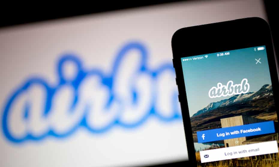 A petition has been launched calling on Emerson College to drop disciplinary proceedings against Jack Worth over the Airbnb listing. 