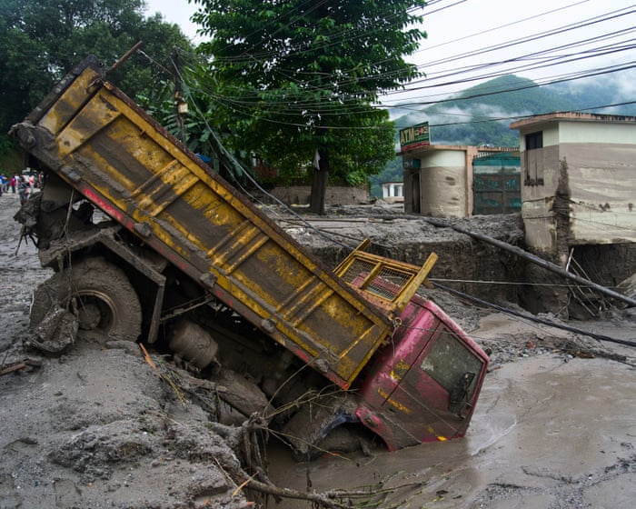 Nepal faces fresh flood threat; Ratko Mladić dies in prison; and AFL finals kick off