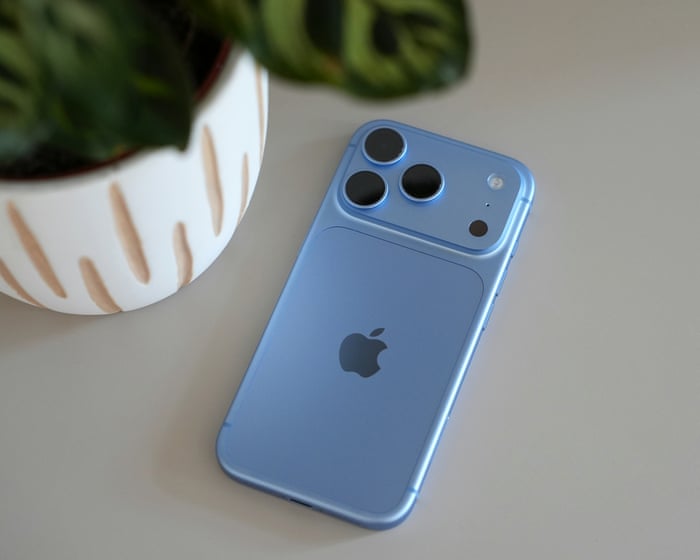Image accompanying the story: Apple iPhone 18 Pro review: big changes for small differences