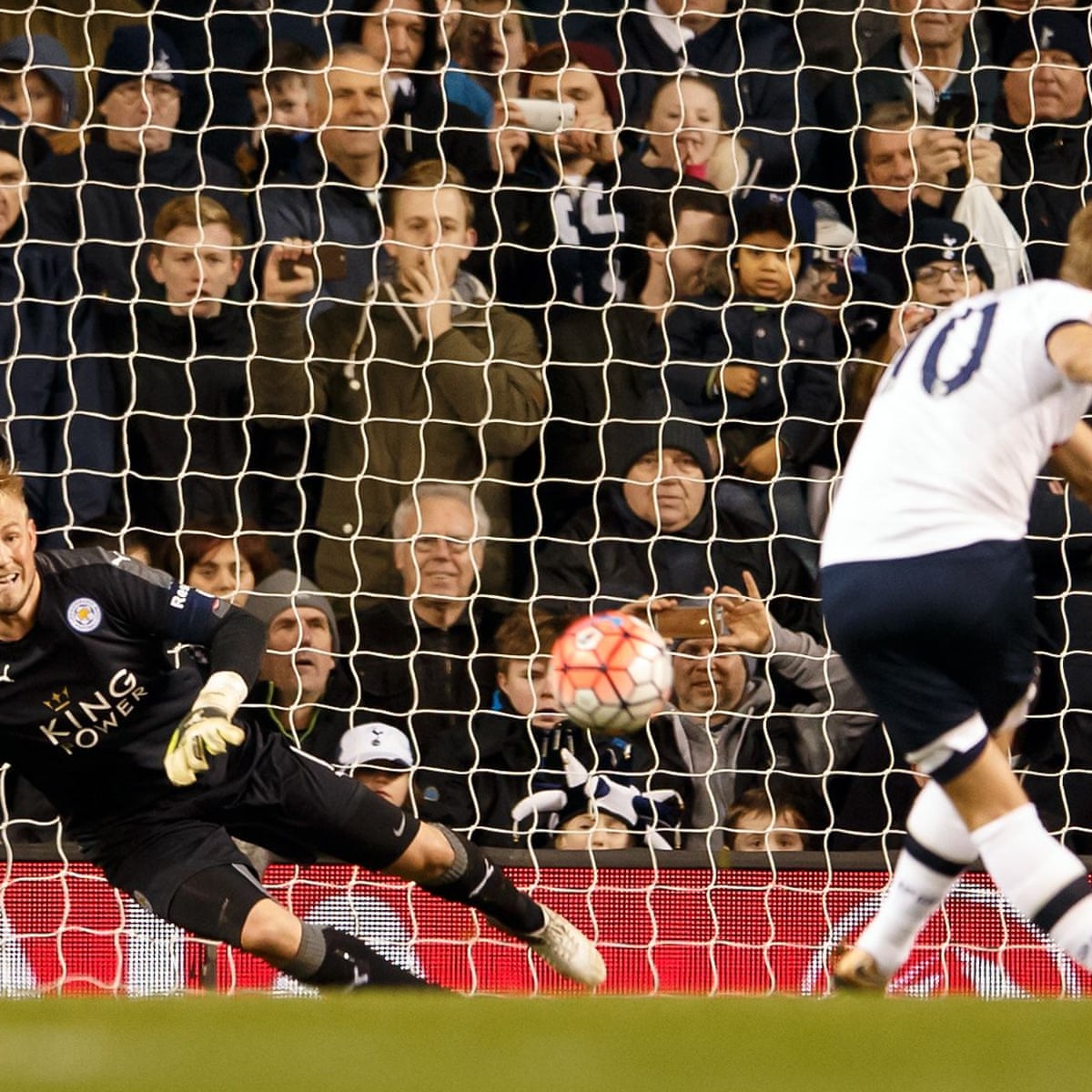 Tottenham S Harry Kane Spot On To Deny Leicester And Shinji Okazaki Fa Cup The Guardian Tottenham S Harry Kane Spot On To Deny Leicester And Shinji Okazaki Fa Cup The Guardian