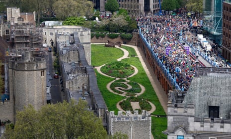 A general view of the participants and spectators on Tower Bridge during the marathon