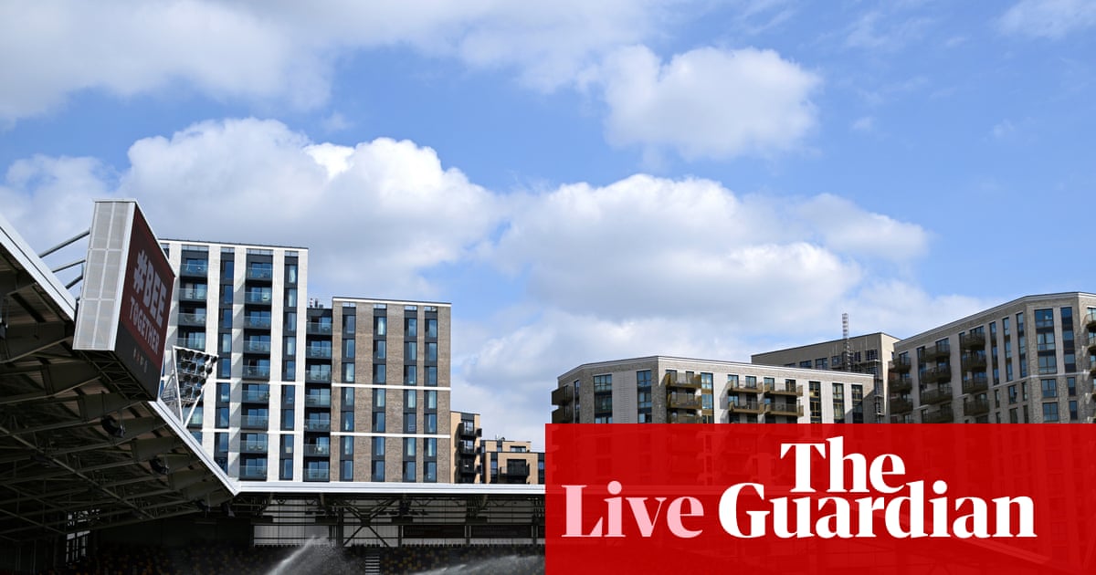Brentford v Aston Villa, Bournemouth v Wolves, Burnley v Sunderland: football live