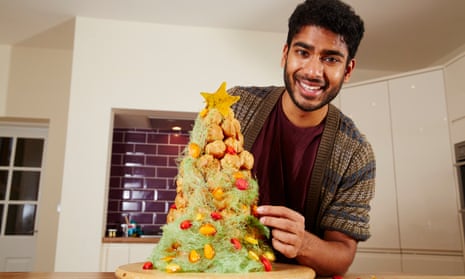  Mini Christmas Tree Cake Muffin Pan 6 Molds 1.5 Deep: Home &  Kitchen