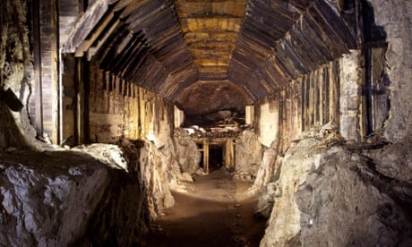 Part of a subterranean system Part of a subterranean system