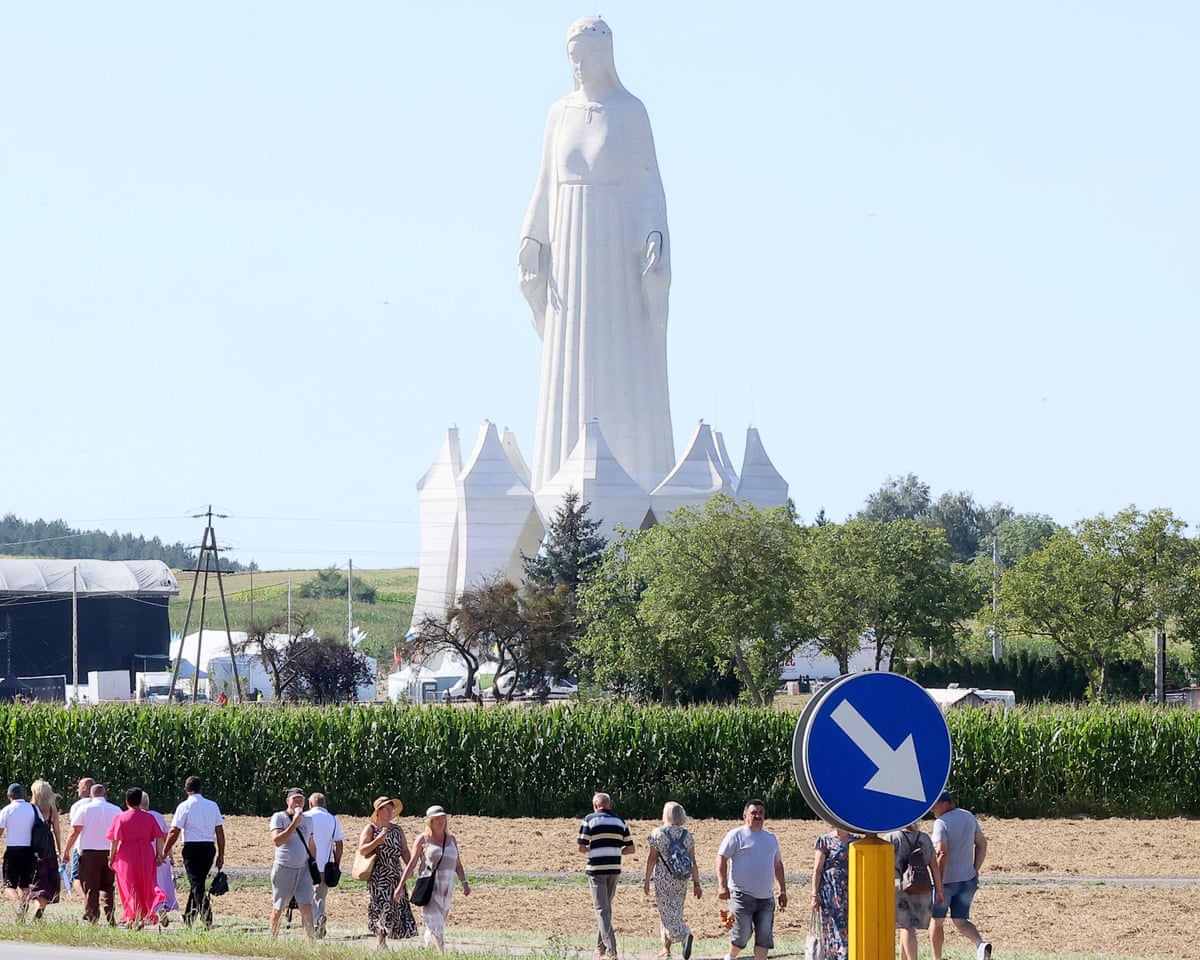 Large white statue of the Virgin Mary