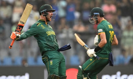 Heinrich Klaasen celebrates his century.