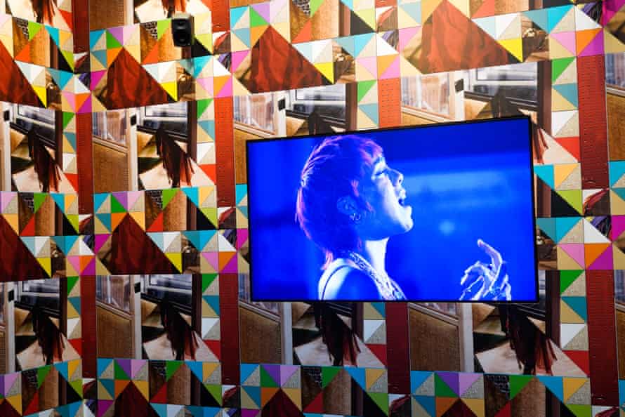 Feeling Her Way by artist Sonia Boyce.