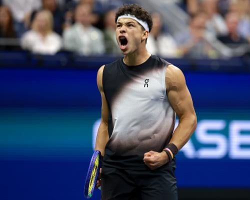 Ben Shelton reacts in his match against Frances Tiafoe