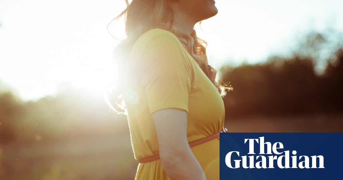 Navigating the Risks of Free Birthing: A Middle Ground