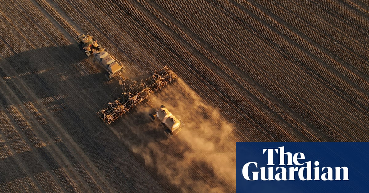 Why are some Australian farmers losing faith in peak agricultural bodies to represent their interests?