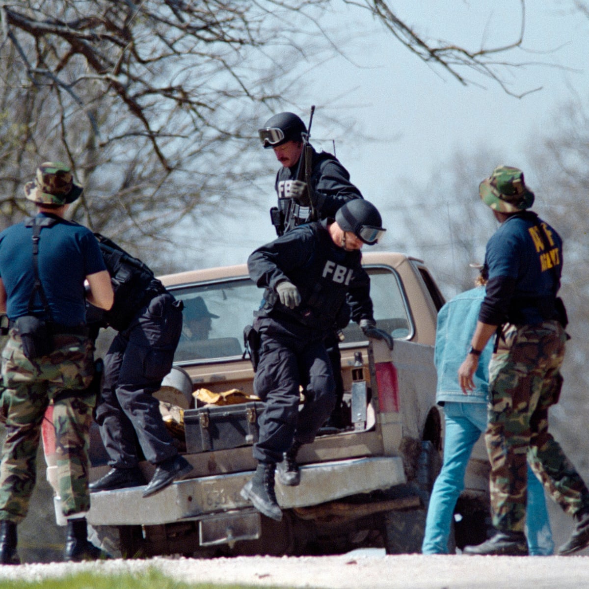 Waco Madman Or Messiah Review The Remarkable Story Of A