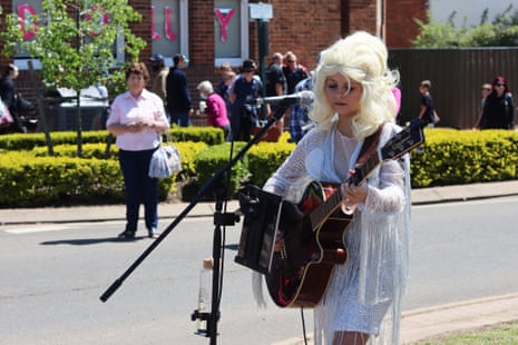 Amy Ryan plays at Australia’s first Dolly Parton festival in Narromine, central west NSW