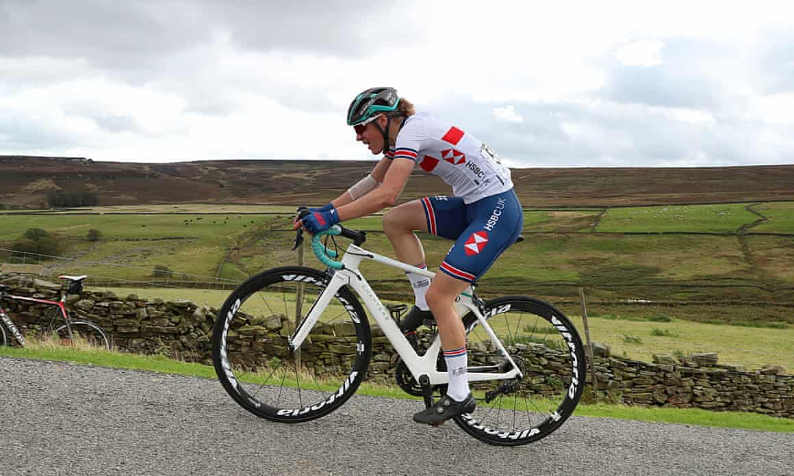 Cyclist Lizzy Banks