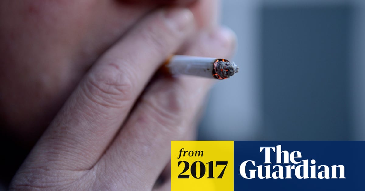 Doctors To Breathalyse Smokers Before Allowing Them Nhs