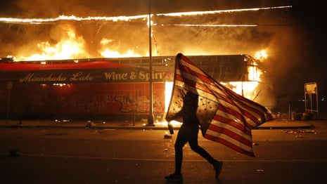 George Floyd: fires erupt in Minneapolis as protests sweep across US – video