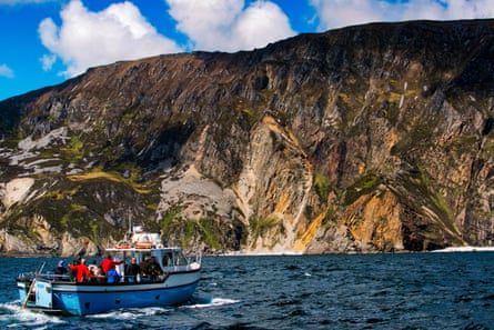 A boat trip to sea cliffs