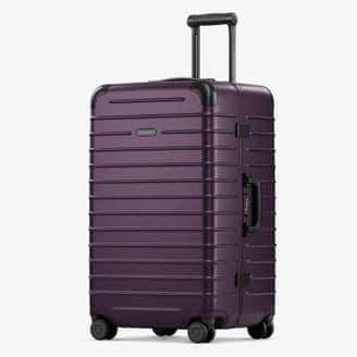 Solgaard closet review: this suitcase with pop-out shelves changed the way i pack | travel 800