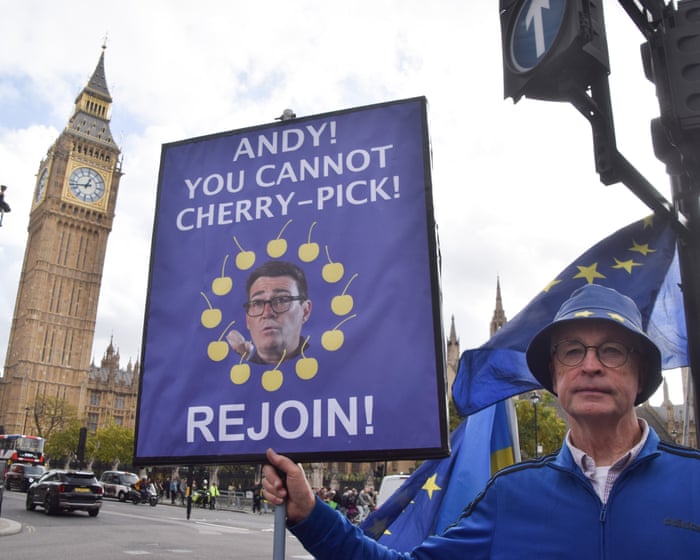 Image accompanying the story: Britain cannot deal effectively with geopolitical crises without rejoining EU, says thinktank