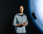 Apple expected to unveil folding iPhone as new CEO takes center stage