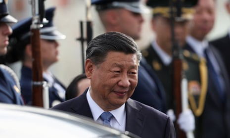 Xi Jinping arrives at the San Francisco international airport in San Francisco, California, on 14 November  2023.