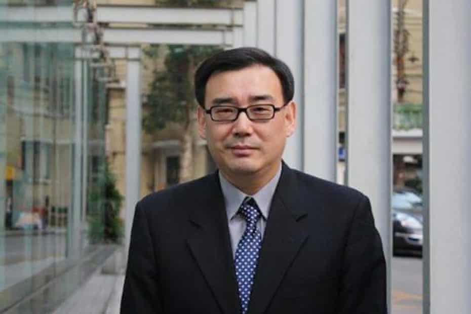 Yang Hengjun, a prominent Chinese-Australian writer, has been detained by Chinese authorities.