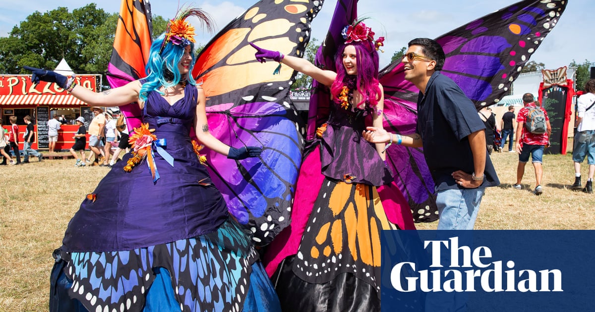 Will I get lost or liberated? My day at Glastonbury without a phone