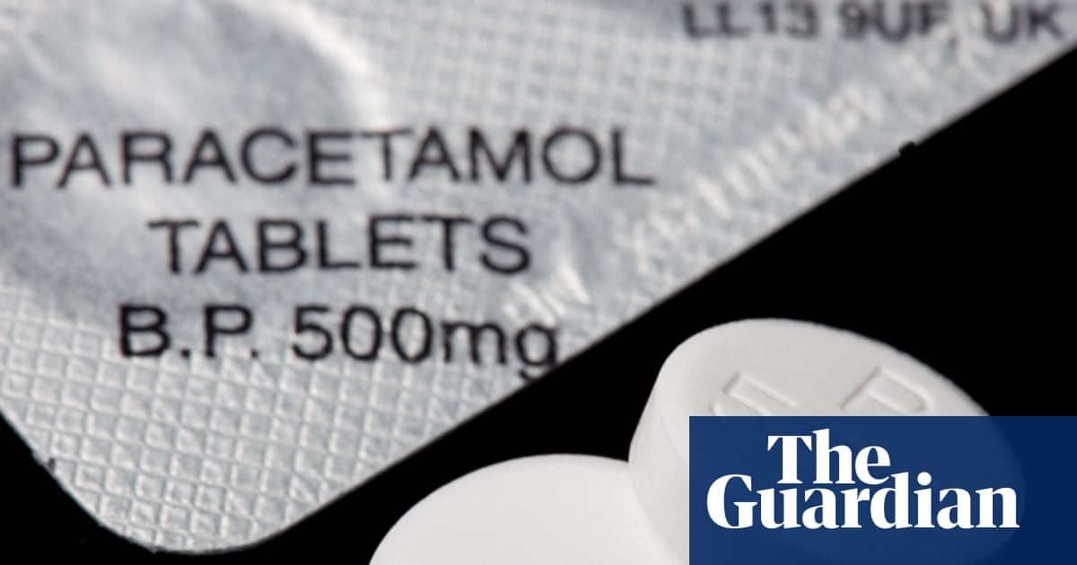 English hospitals report shortages of common medicines including aspirin