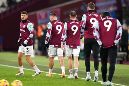 West Ham players wearing Michail Antonio shirts before the Premier League match against Wolves in December 2024