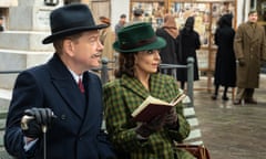 Kenneth Branagh as Hercule Poirot and Tina Fey as Ariadne Oliver in A HAUNTING IN VENICE