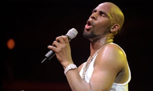 ‘He knew how to record raunch’: R Kelly plays his hometown of Chicago in 1999.