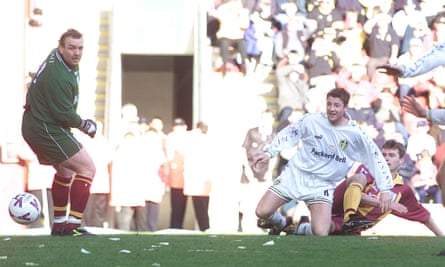 Neville Southall playing for Bradford against Leeds in the Premier League in 2000.
