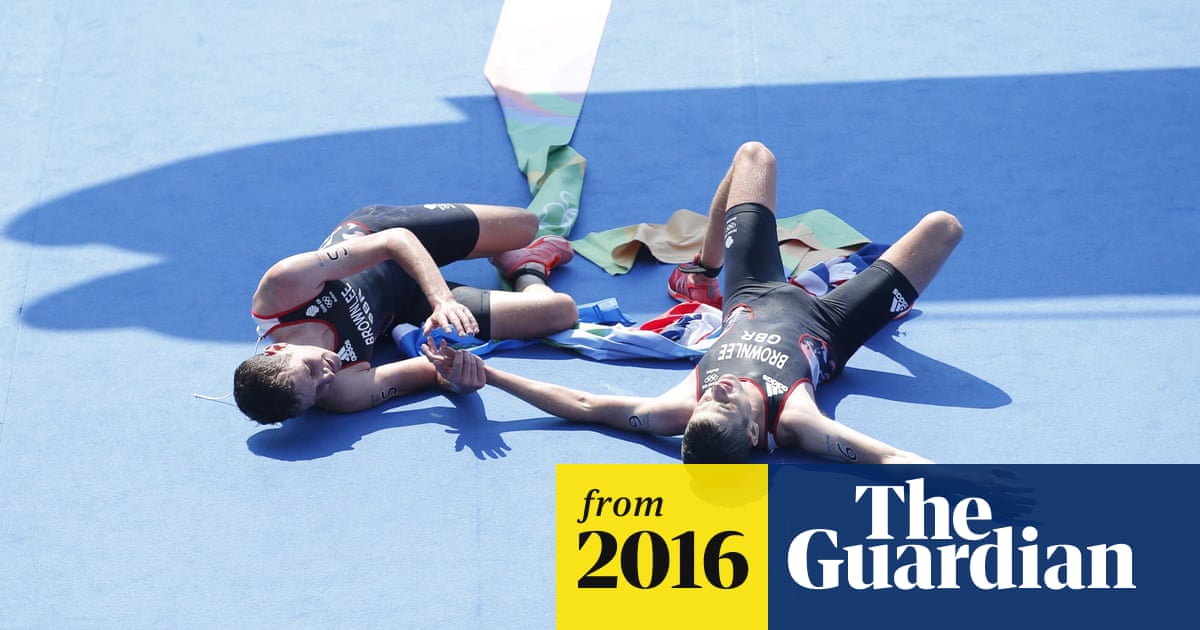 Alistair Brownlee Claims Triathlon Gold And Jonny Takes