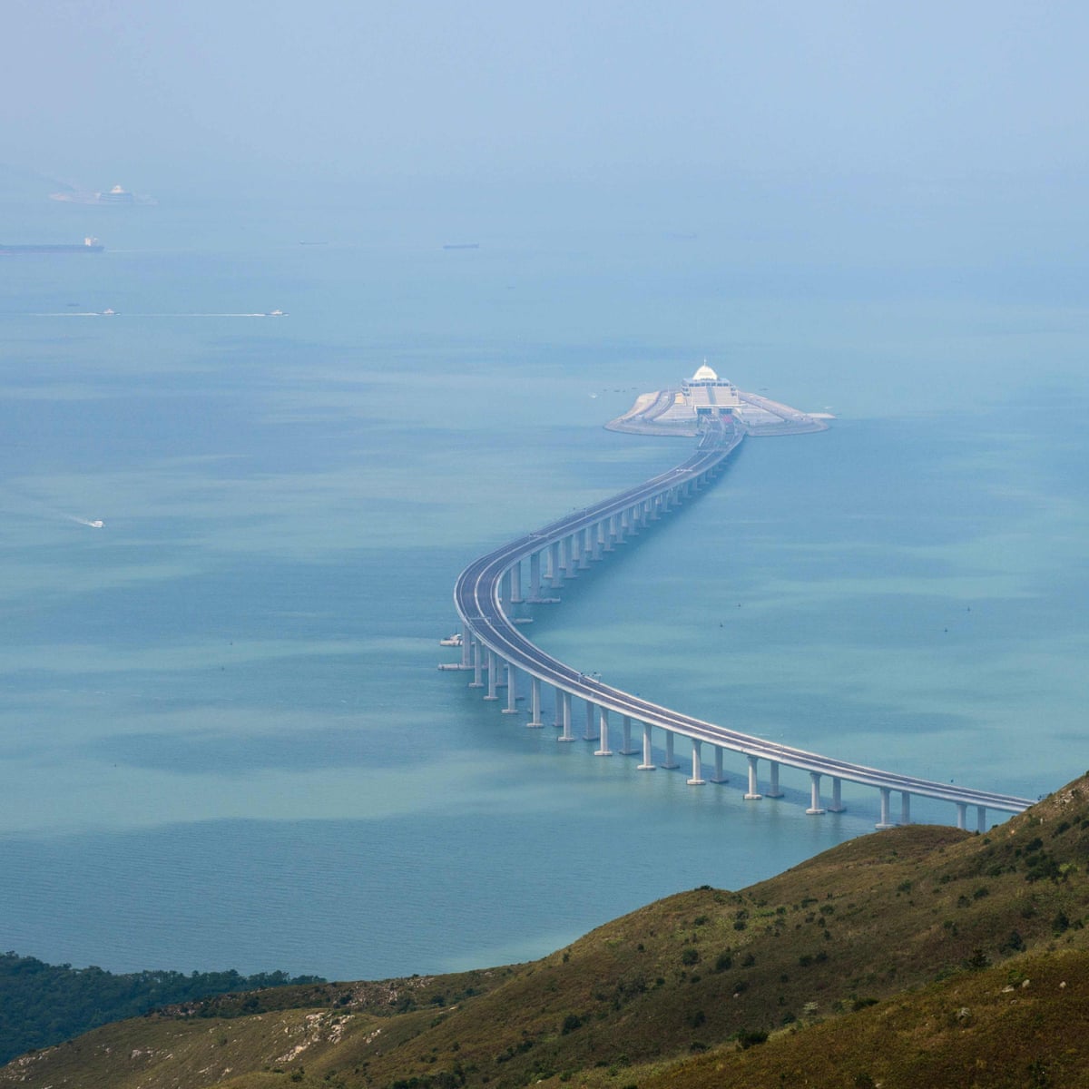 World S Longest Sea Bridge To Open But Only To Drivers With A Special Permit China The Guardian