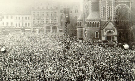 A Mönchengladbach crowd being addressed by Reich Minister of Propaganda Joseph Goebbels in 1933