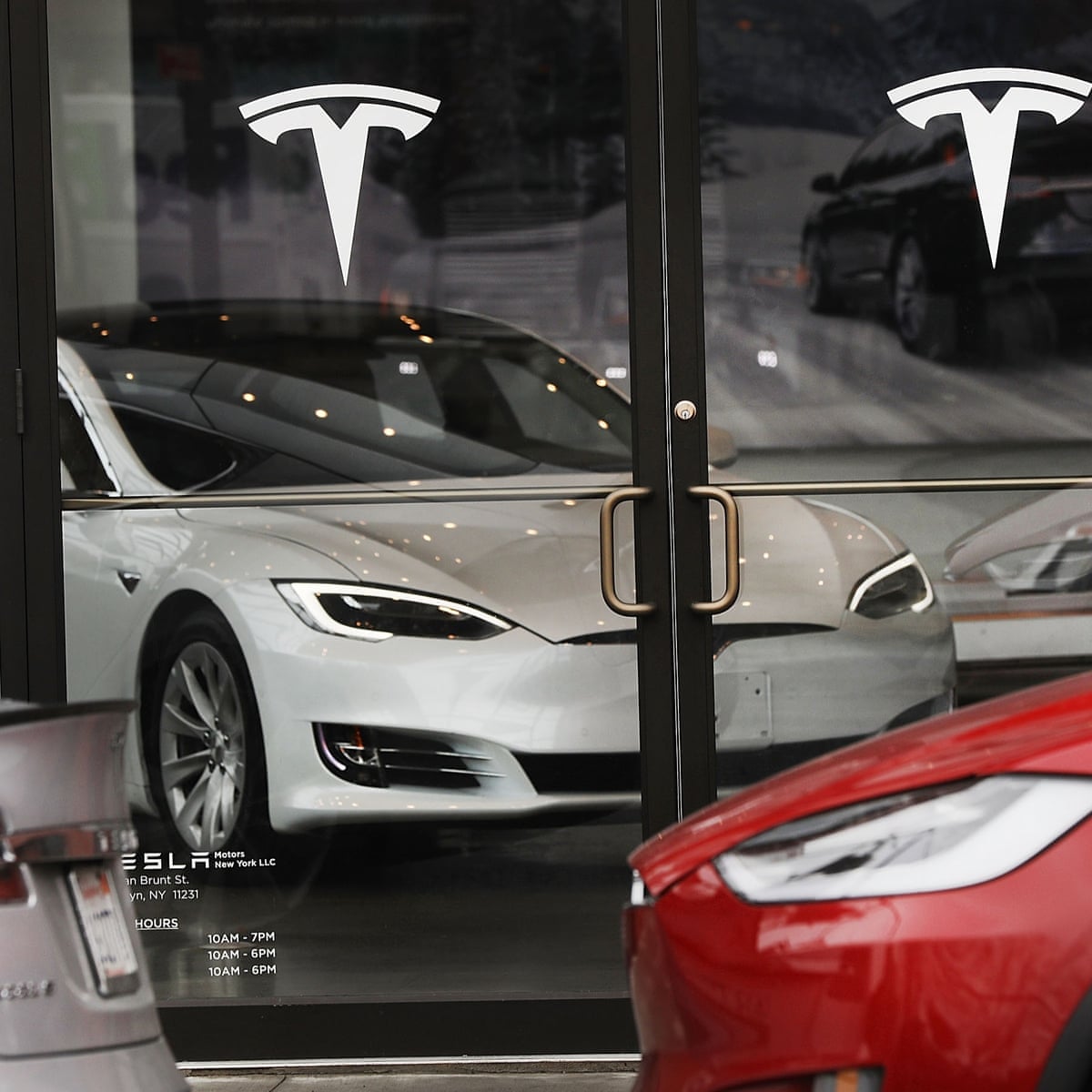 Tesla surpasses GM to become most valuable car company in US | Tesla | The  Guardian