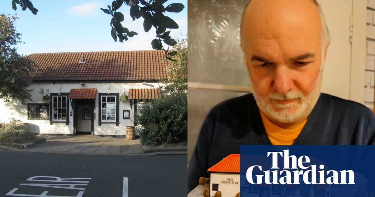 Like you're a giant': Edinburgh artist creates pintsize replicas of city's pubs