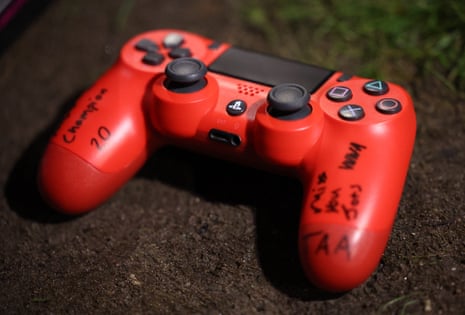 “Miss you Jots.”