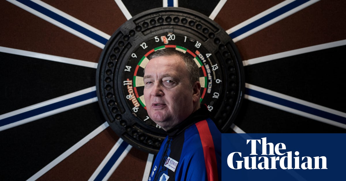 Glen Durrant: ‘You begin to overthink, like a golfer having the yips. I was in panic mode’