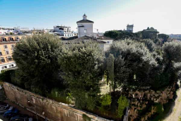 Une vue de la Villa Aurora, le palais de Rome qui sera mis aux enchères.