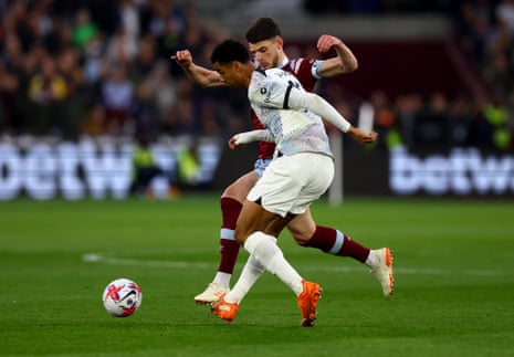 Liverpool’s Cody Gakpo scores their equaliser against West Ham.