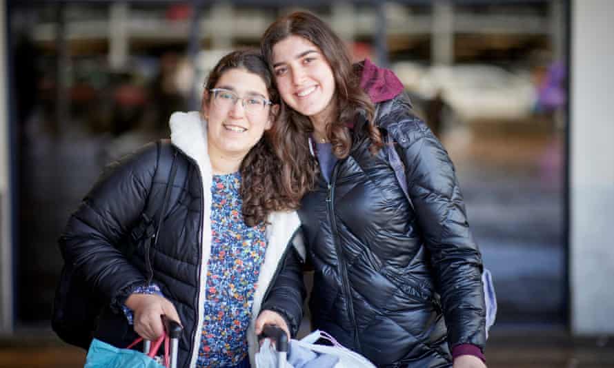 Hannah and Rachel Singer.