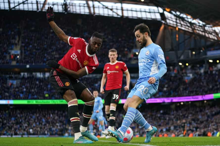 Manchester United: who must go and who should stay this summer? | Manchester United 3 Aaron Wan-Bissaka (left) battles with Manchester City’s Bernardo Silva.
