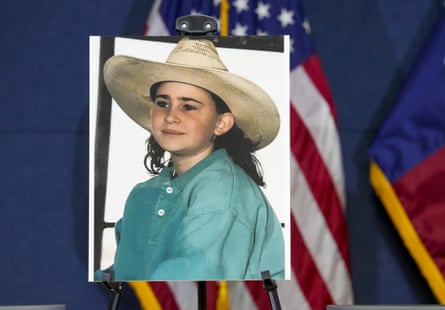 a photo of a young girl